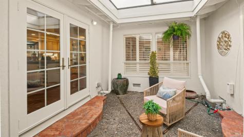 728 Eucalyptus Avenue Novato CA 94947