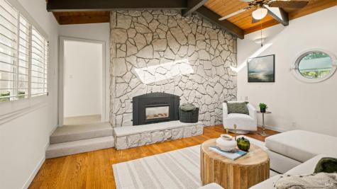 728 Eucalyptus Avenue Novato CA 94947