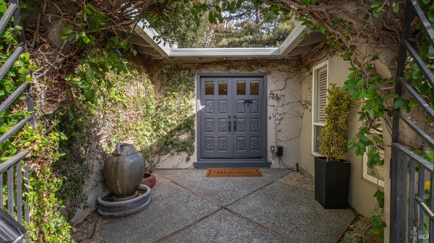 728 Eucalyptus Avenue Novato CA 94947
