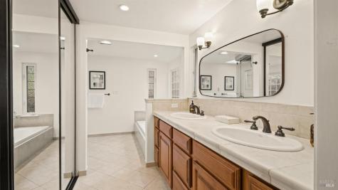 728 Eucalyptus Avenue Novato CA 94947