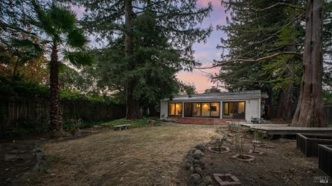 728 Eucalyptus Avenue Novato CA 94947