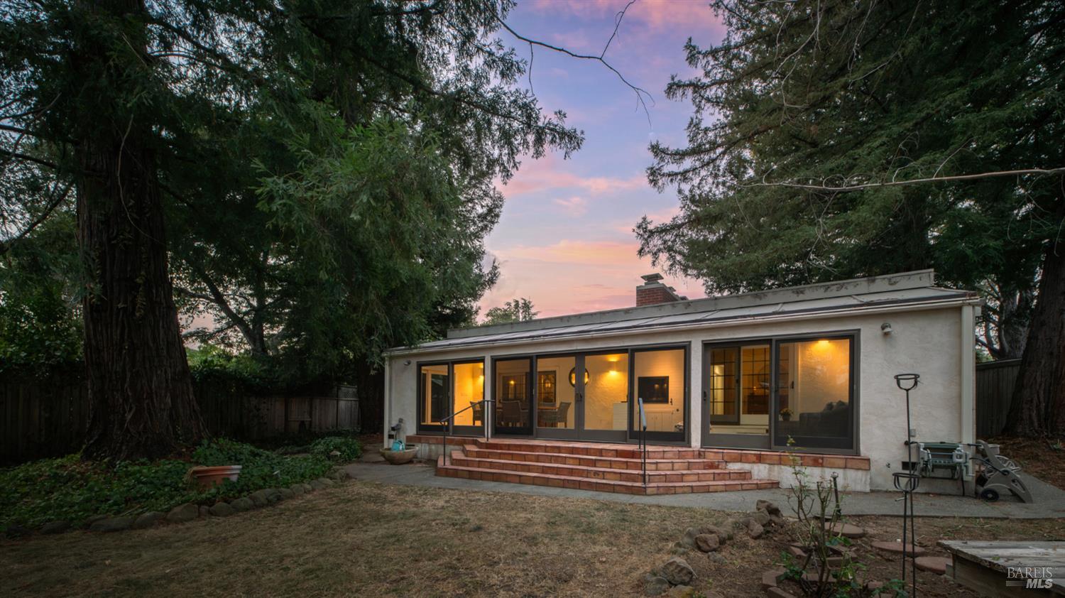 728 Eucalyptus Avenue Novato CA 94947