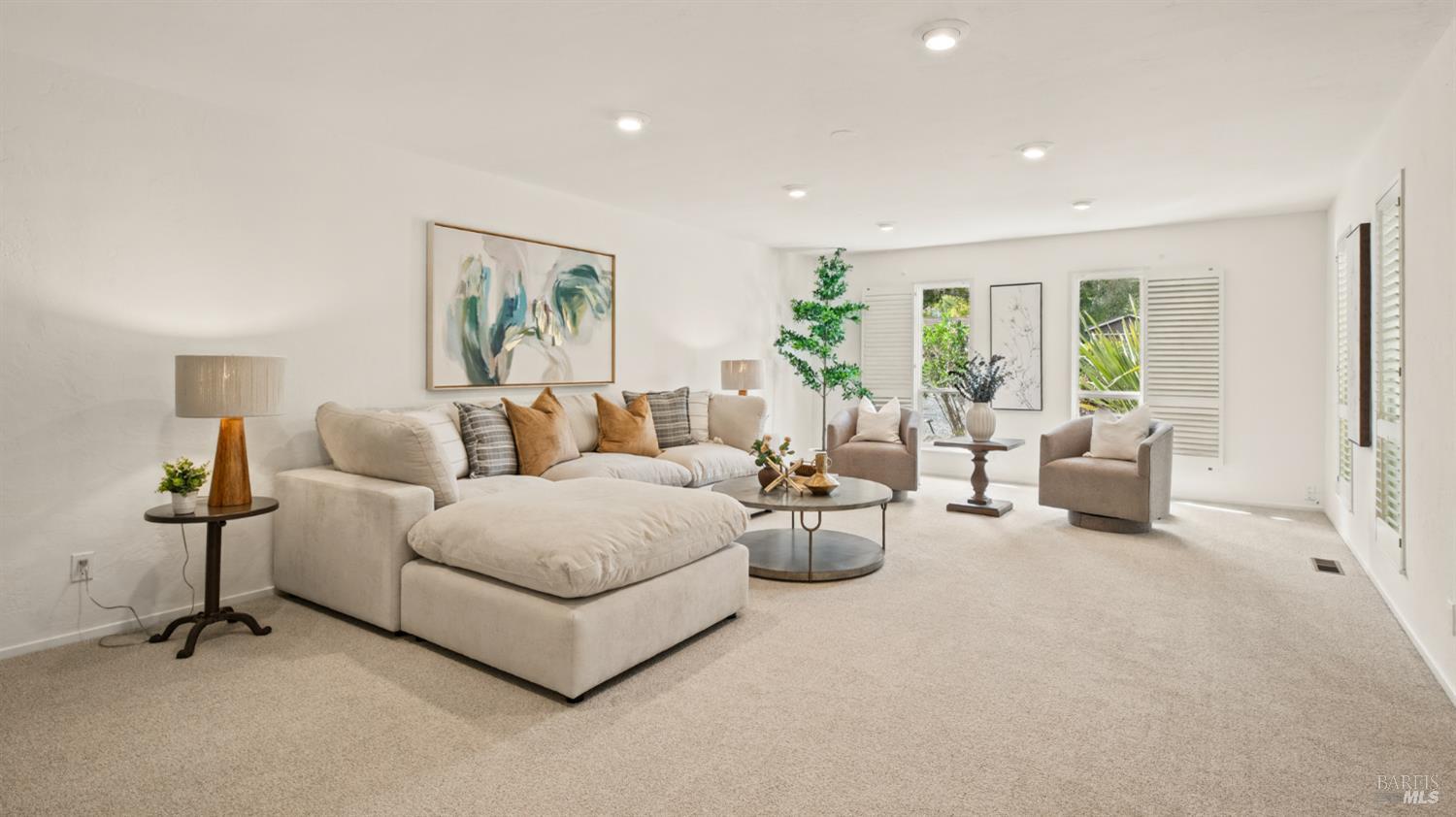 728 Eucalyptus Avenue Novato CA 94947
