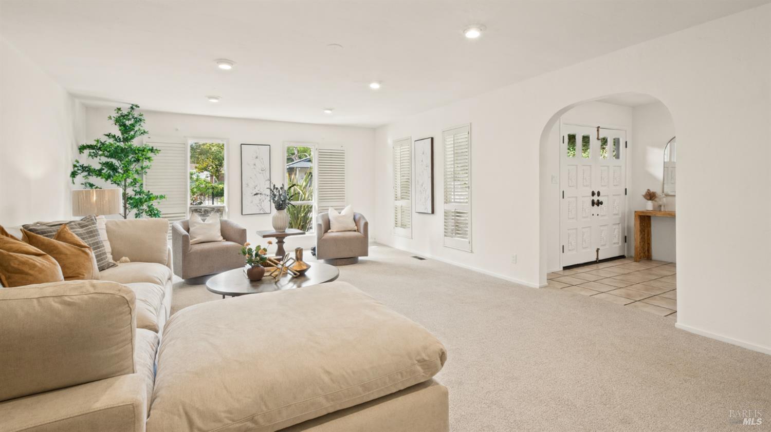 728 Eucalyptus Avenue Novato CA 94947