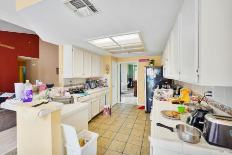 1231 De Meo Street Santa Rosa CA 95407