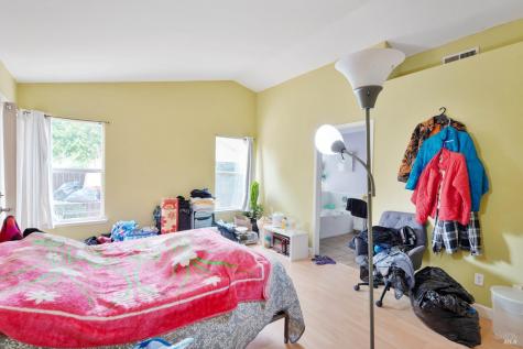 1231 De Meo Street Santa Rosa CA 95407