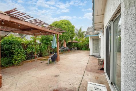 1231 De Meo Street Santa Rosa CA 95407