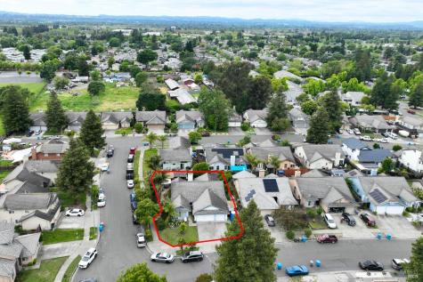 1231 De Meo Street Santa Rosa CA 95407