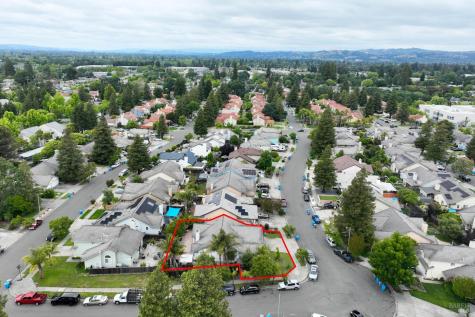 1231 De Meo Street Santa Rosa CA 95407