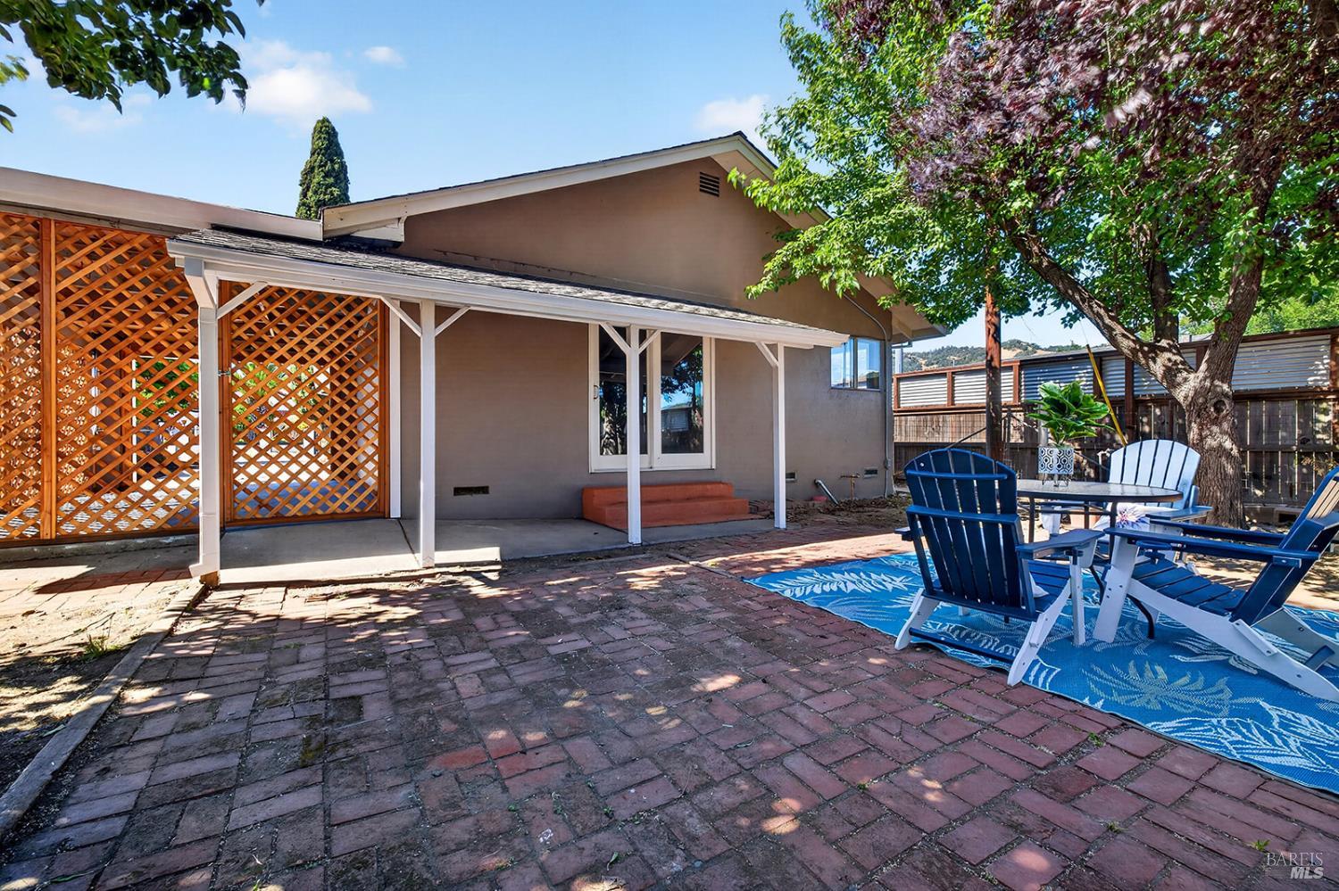 31604 Mccray Road Cloverdale CA 95425