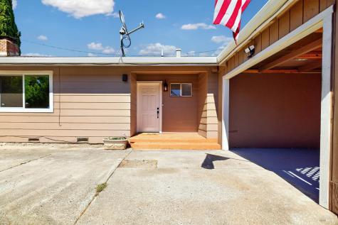 31604 Mccray Road Cloverdale CA 95425