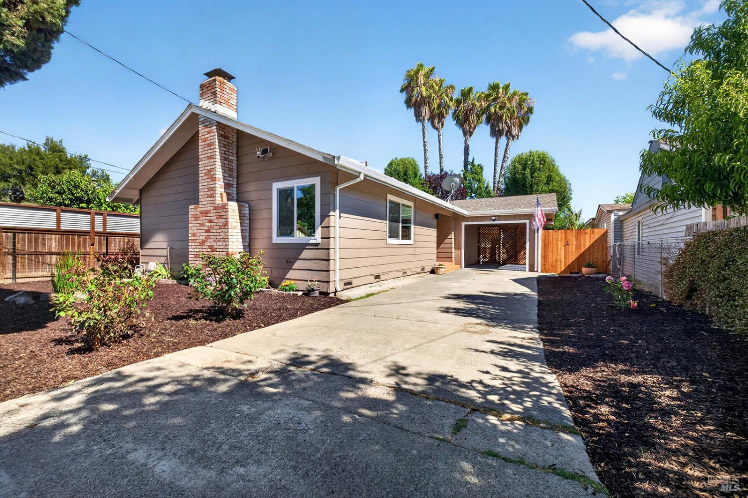 31604 Mccray Road Cloverdale CA 95425