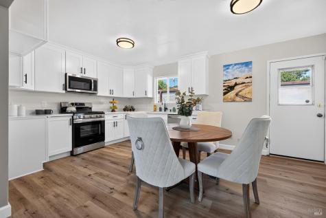 31604 Mccray Road Cloverdale CA 95425