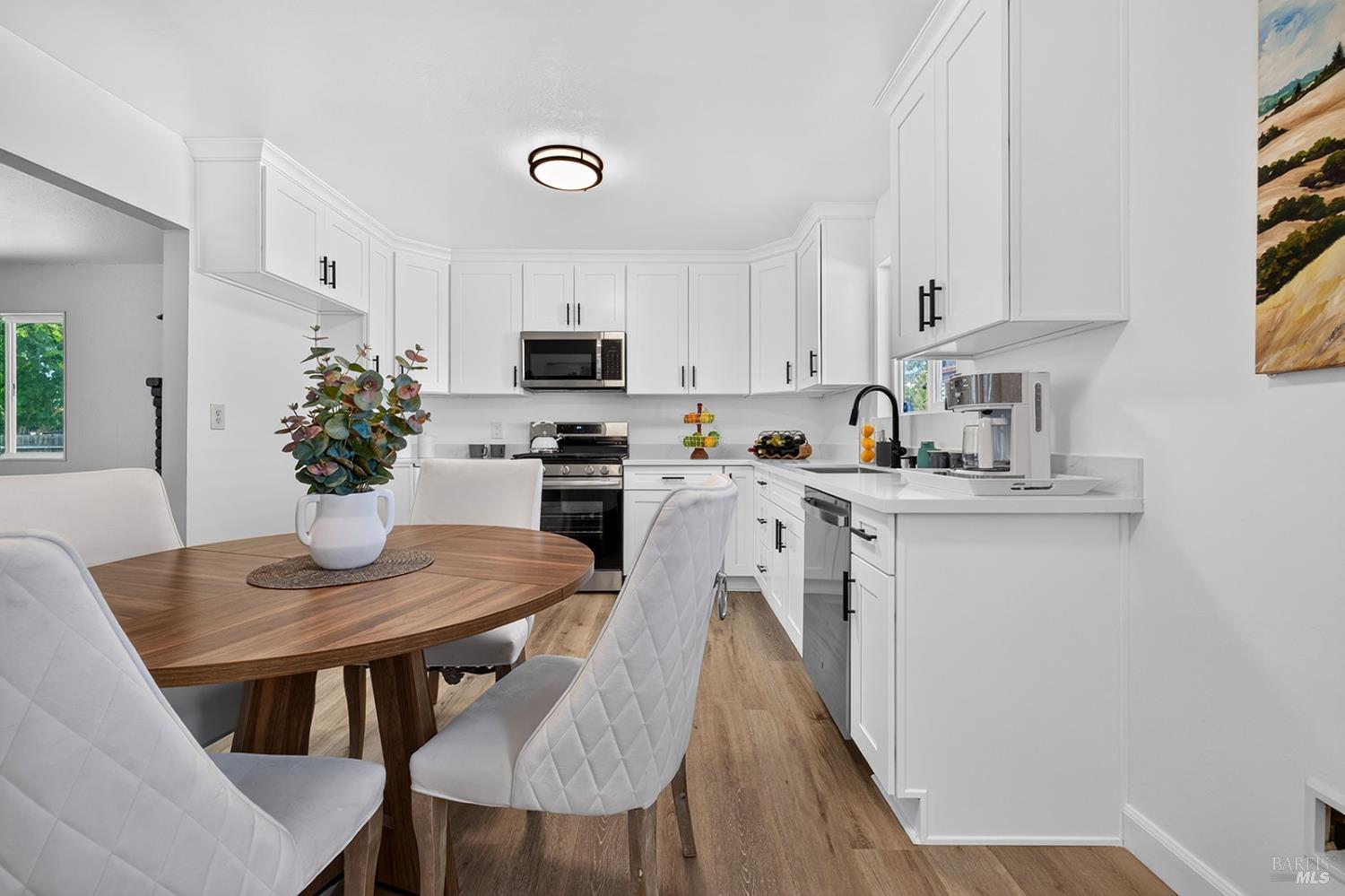 31604 Mccray Road Cloverdale CA 95425