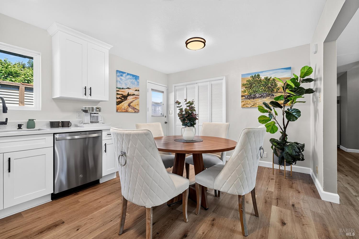 31604 Mccray Road Cloverdale CA 95425