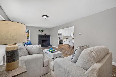 31604 Mccray Road Cloverdale CA 95425