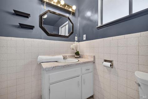 31604 Mccray Road Cloverdale CA 95425