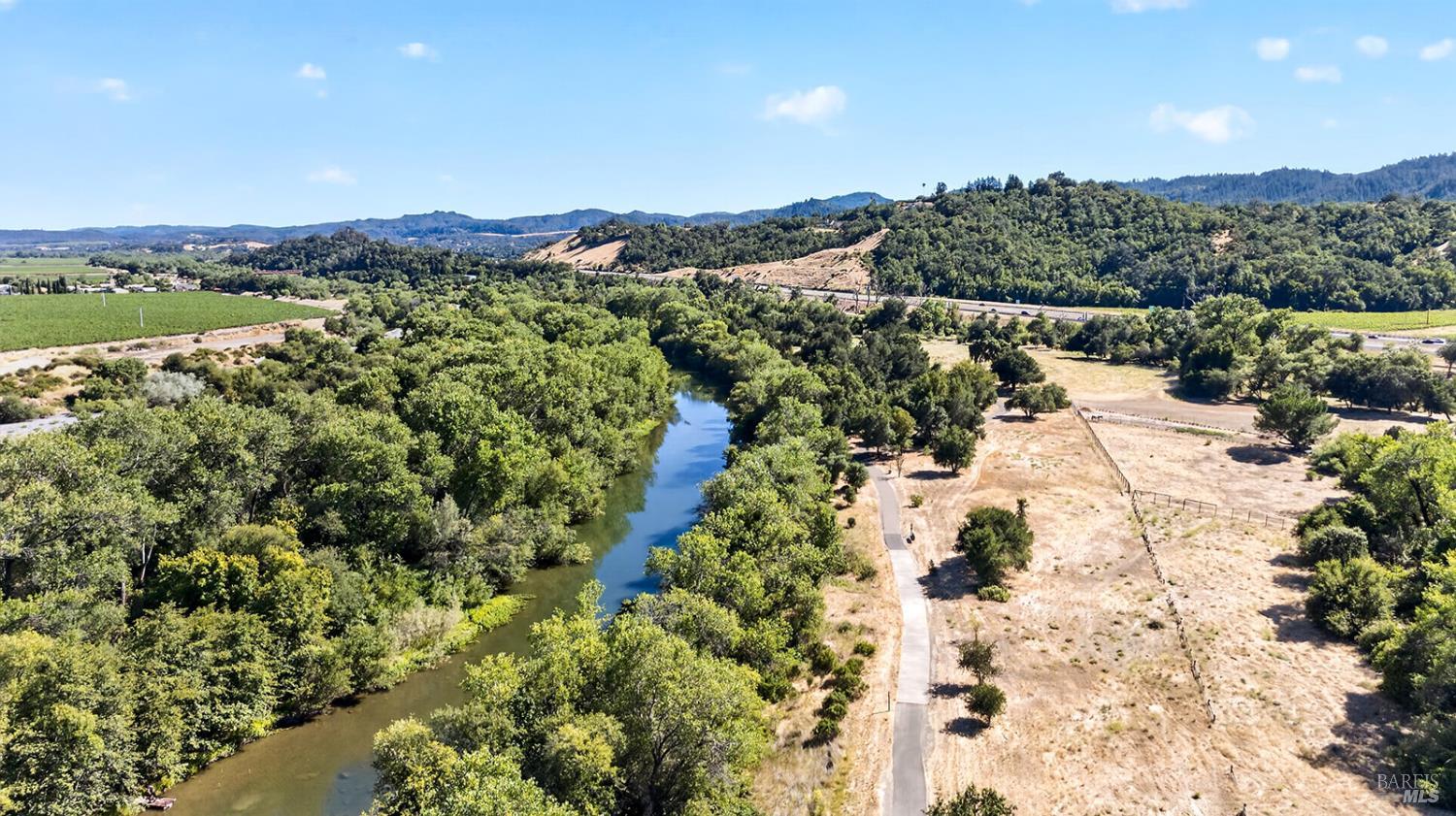 31604 Mccray Road Cloverdale CA 95425