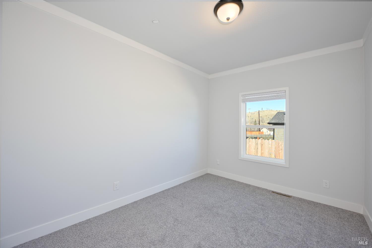 1522 Wakefield Avenue Weed CA 96094