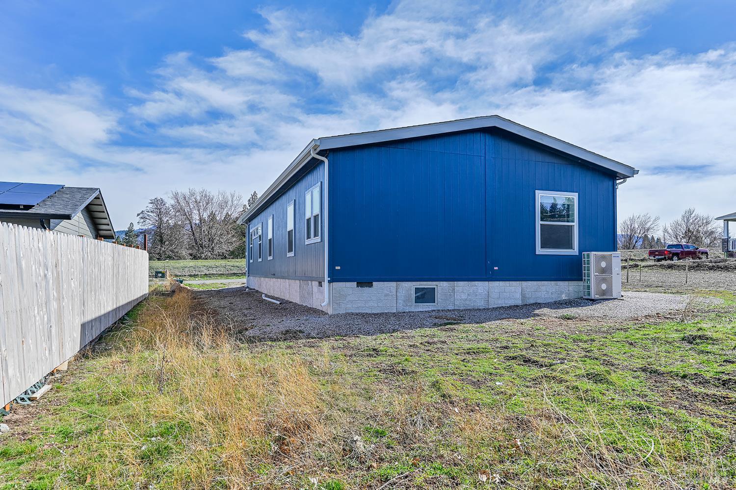 1522 Wakefield Avenue Weed CA 96094