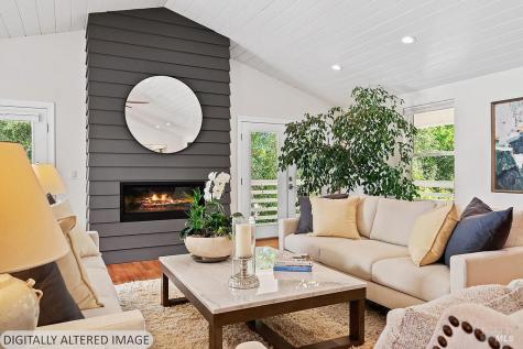 15119 Grove Street Healdsburg CA 95448