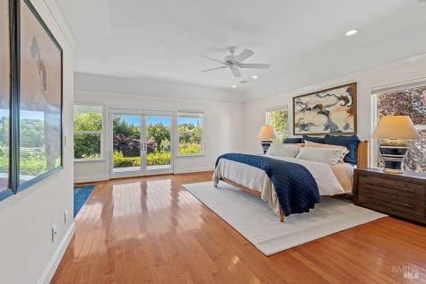 15119 Grove Street Healdsburg CA 95448