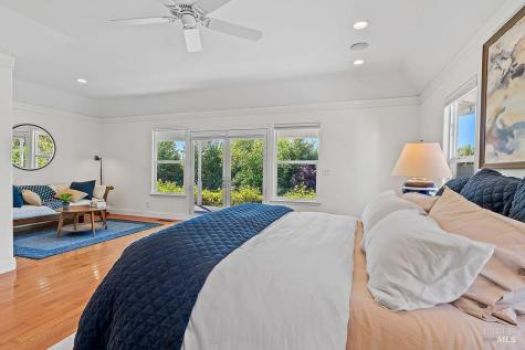 15119 Grove Street Healdsburg CA 95448
