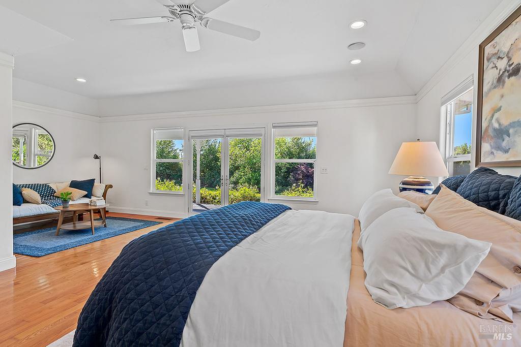 15119 Grove Street Healdsburg CA 95448