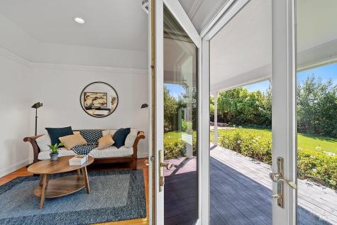 15119 Grove Street Healdsburg CA 95448