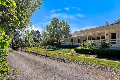 15119 Grove Street Healdsburg CA 95448