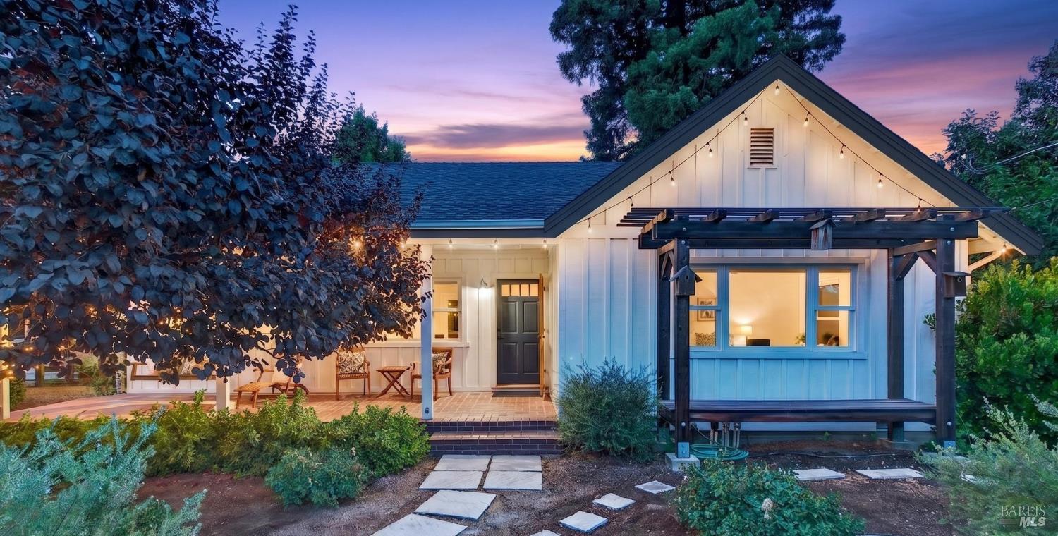 1170 Mountain View Avenue St. Helena CA 94574