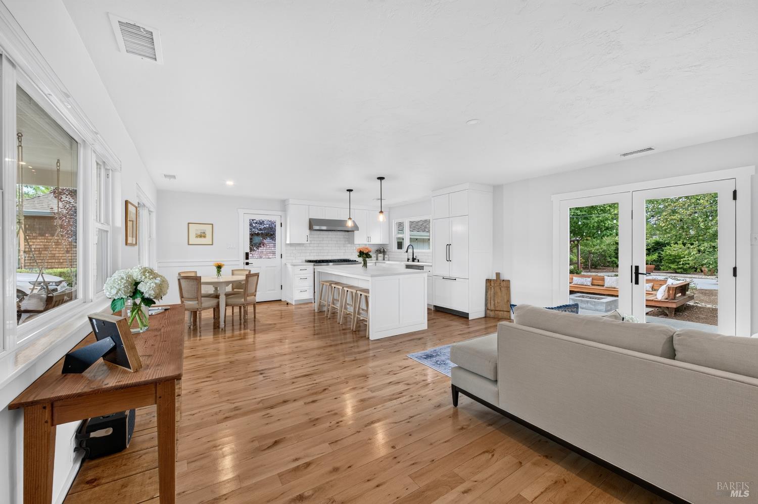 1170 Mountain View Avenue St. Helena CA 94574
