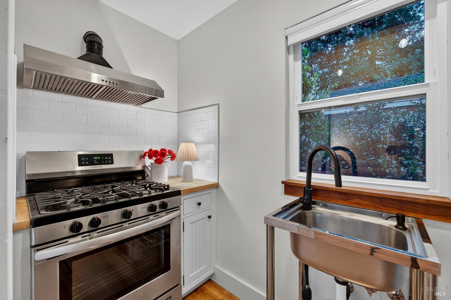 1170 Mountain View Avenue St. Helena CA 94574