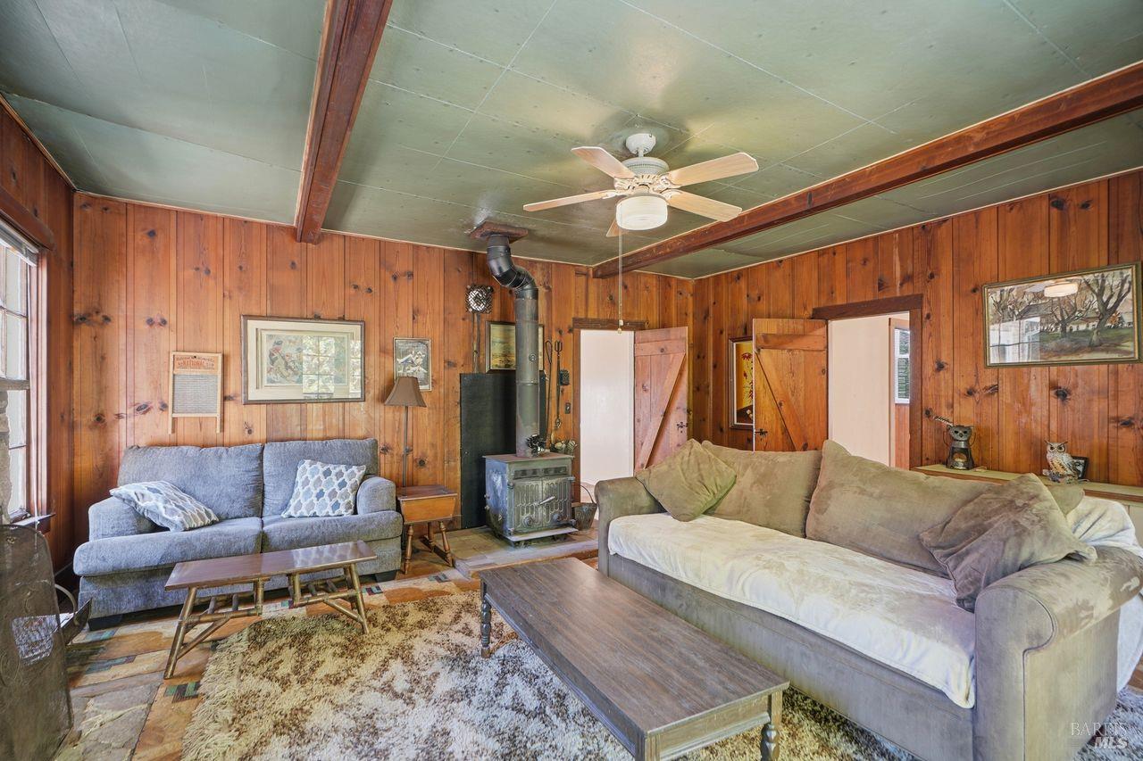 886 Montgomery Road Sebastopol CA 95472