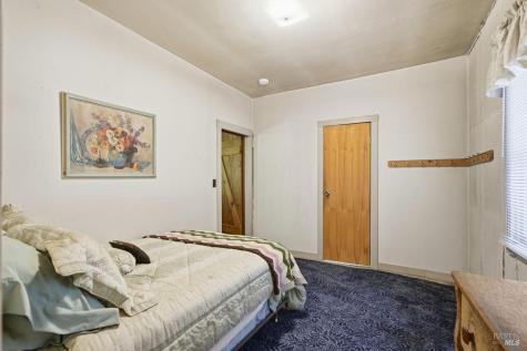 886 Montgomery Road Sebastopol CA 95472
