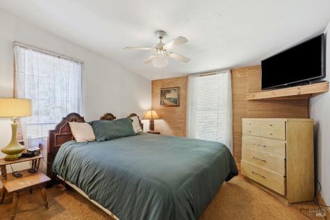 886 Montgomery Road Sebastopol CA 95472