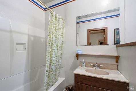 886 Montgomery Road Sebastopol CA 95472