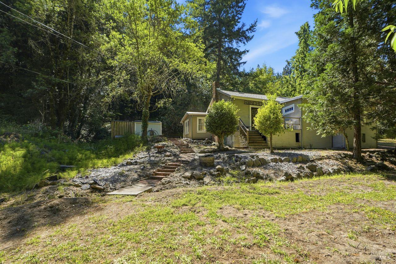 886 Montgomery Road Sebastopol CA 95472