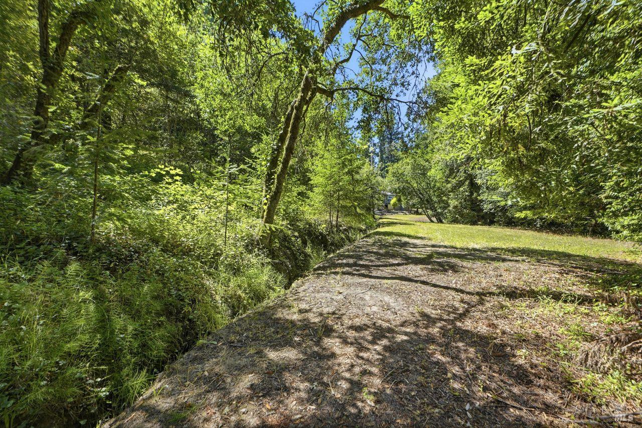 886 Montgomery Road Sebastopol CA 95472