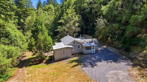 886 Montgomery Road Sebastopol CA 95472