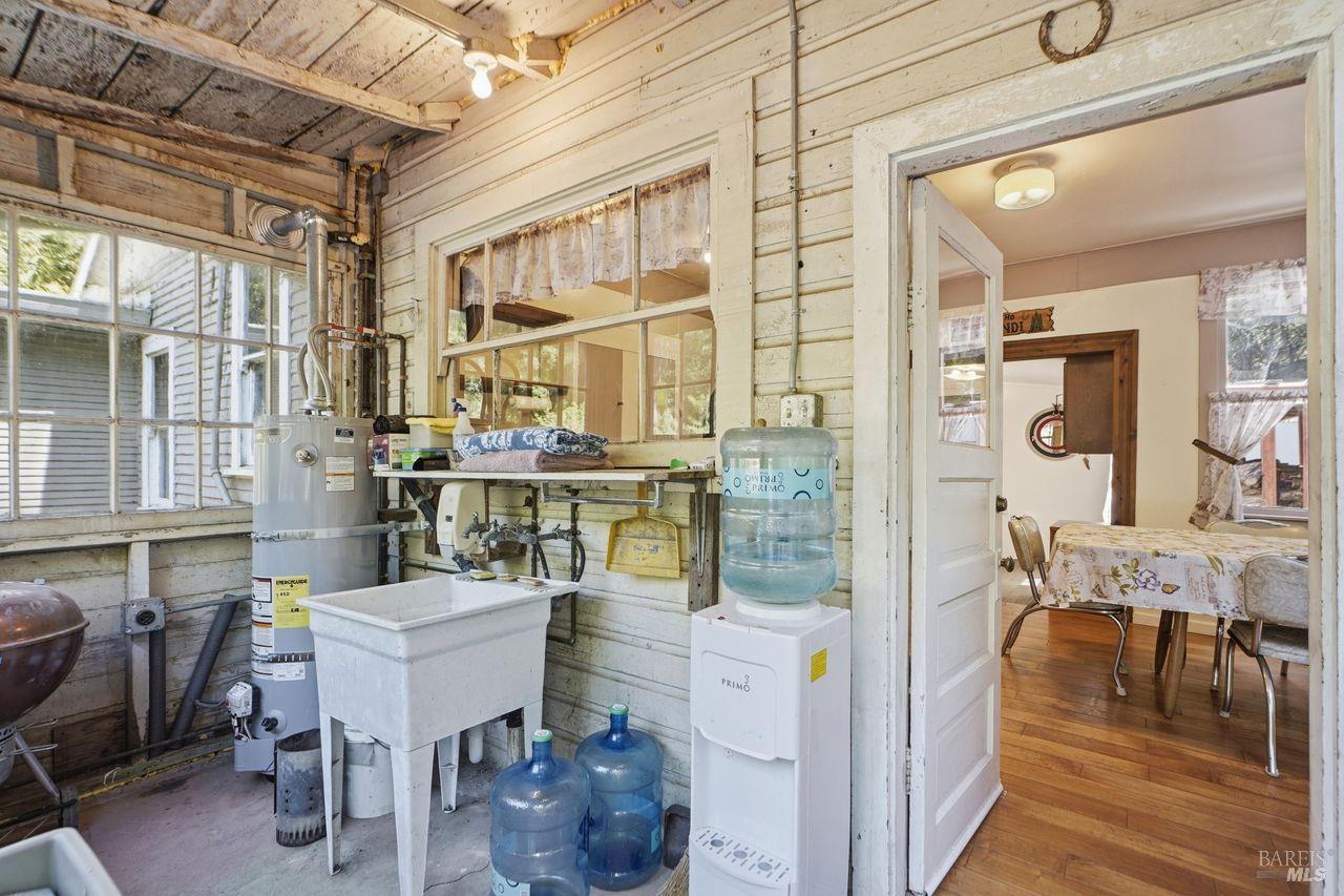 886 Montgomery Road Sebastopol CA 95472