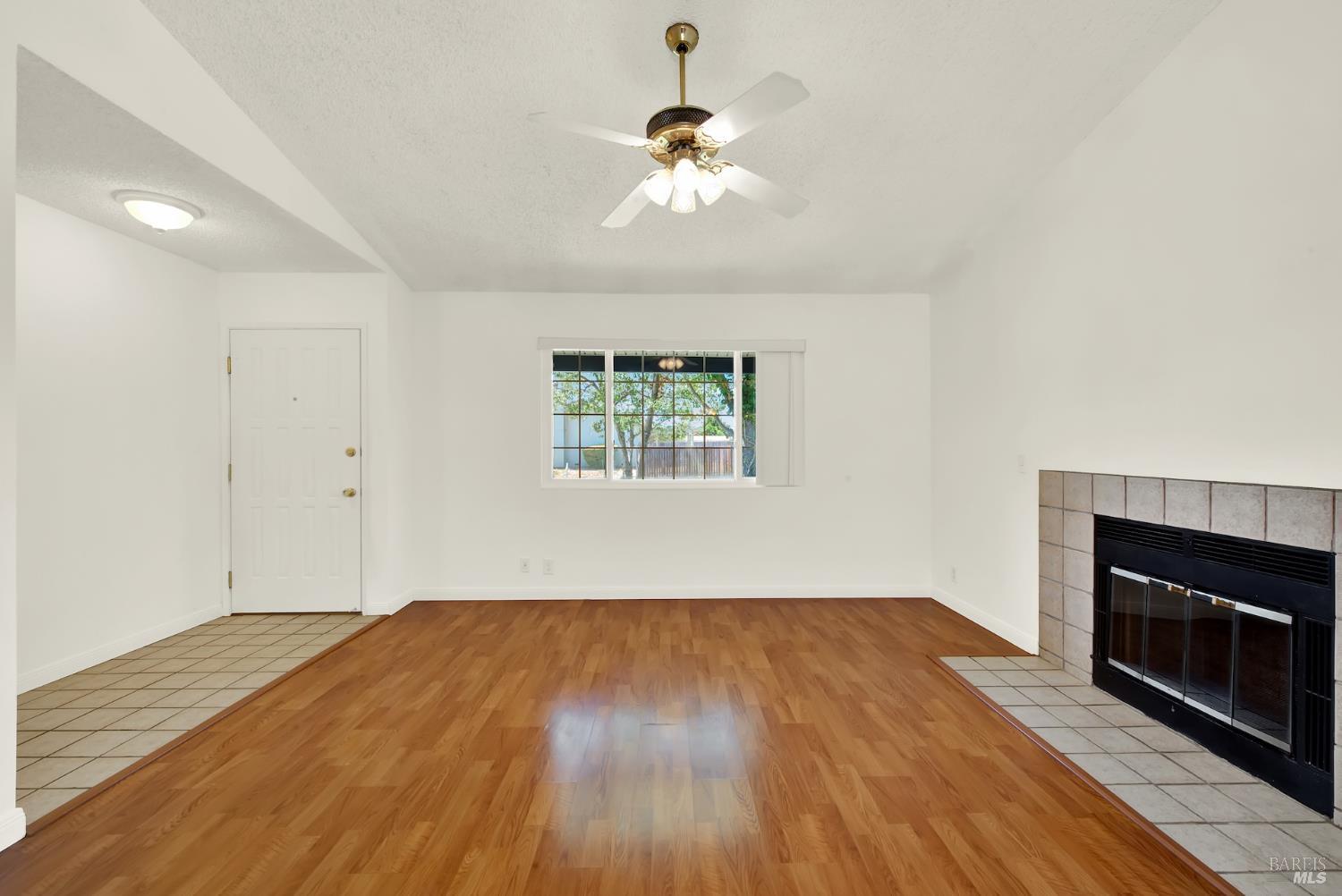 519 Crested Drive Suisun City CA 94585