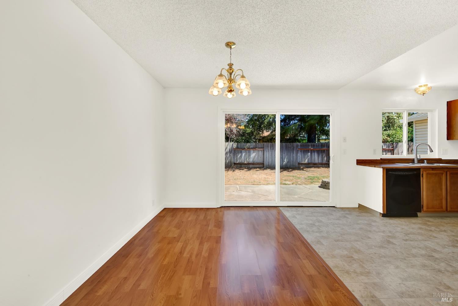 519 Crested Drive Suisun City CA 94585