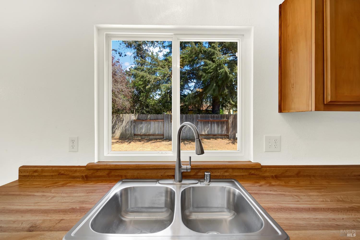 519 Crested Drive Suisun City CA 94585