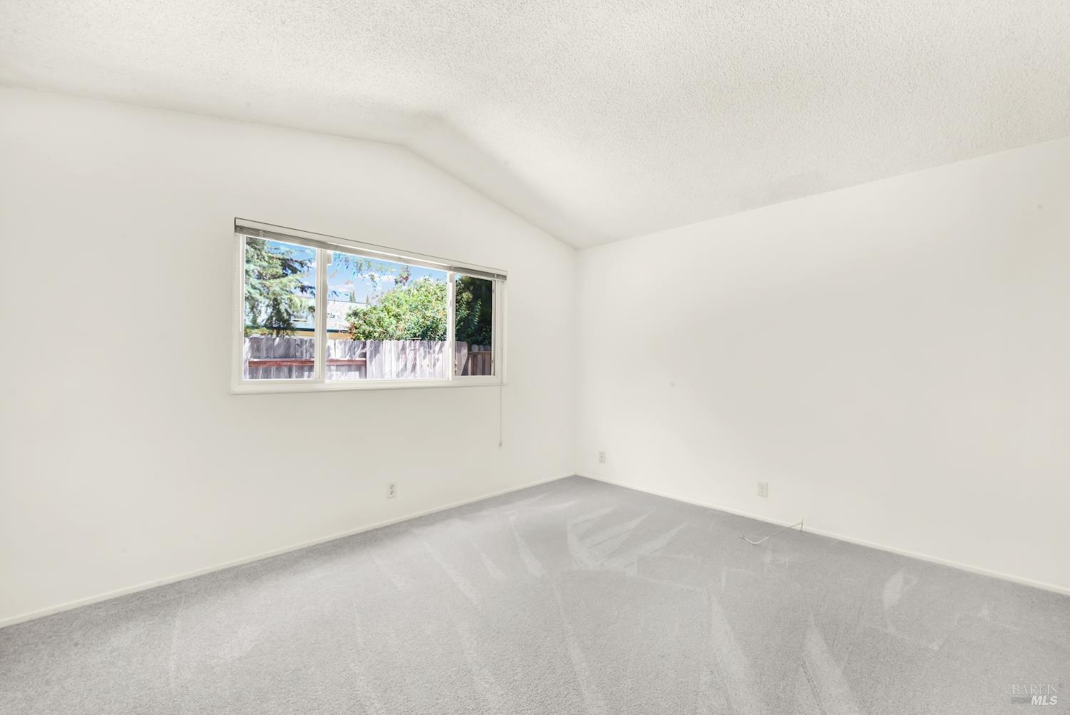 519 Crested Drive Suisun City CA 94585