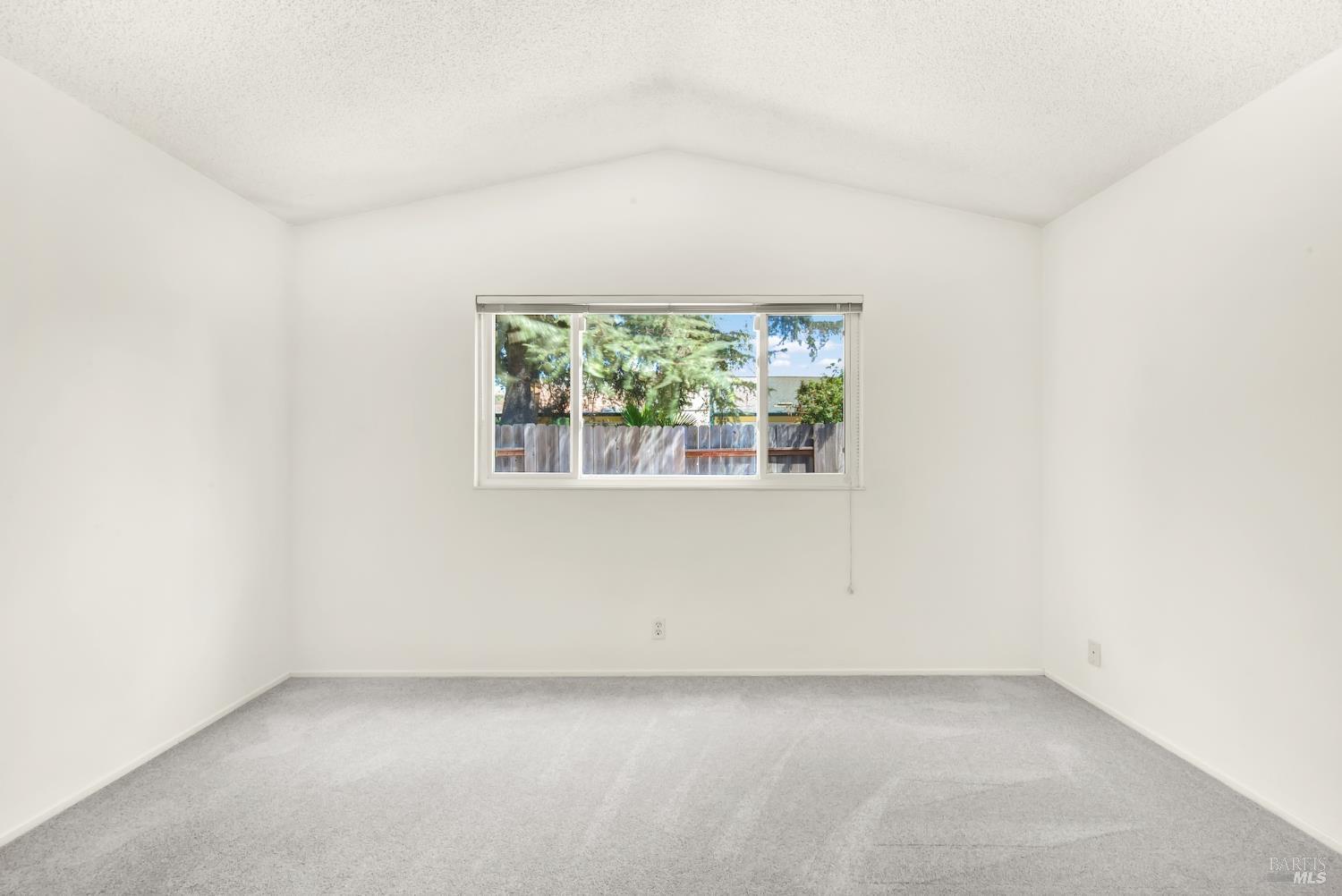 519 Crested Drive Suisun City CA 94585