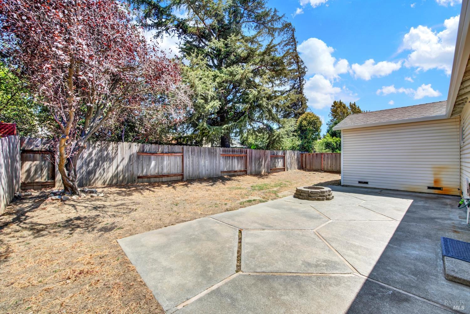 519 Crested Drive Suisun City CA 94585