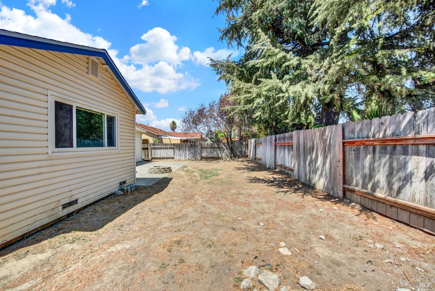 519 Crested Drive Suisun City CA 94585