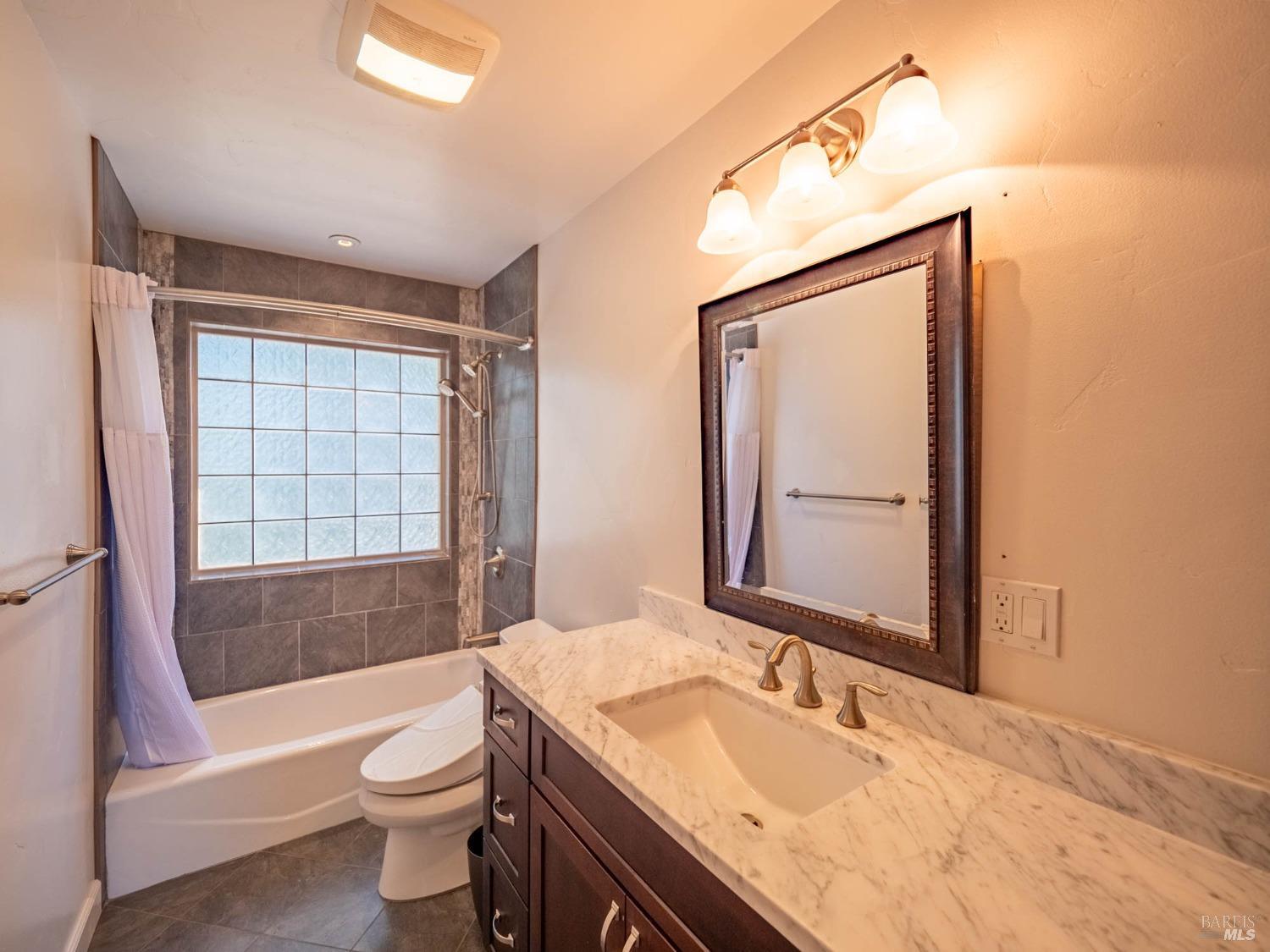 43500 Crispin Road Manchester CA 95459