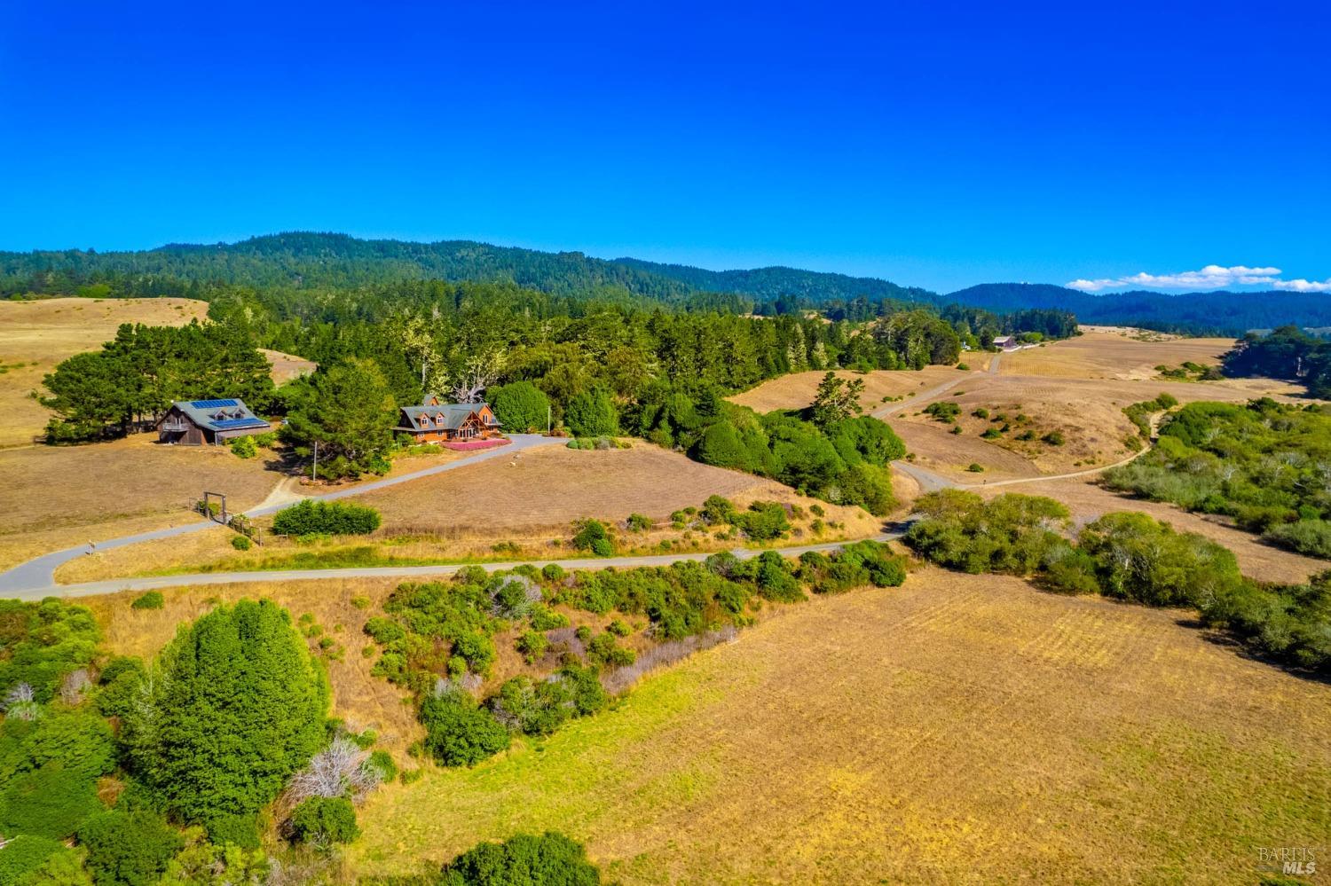 43500 Crispin Road Manchester CA 95459